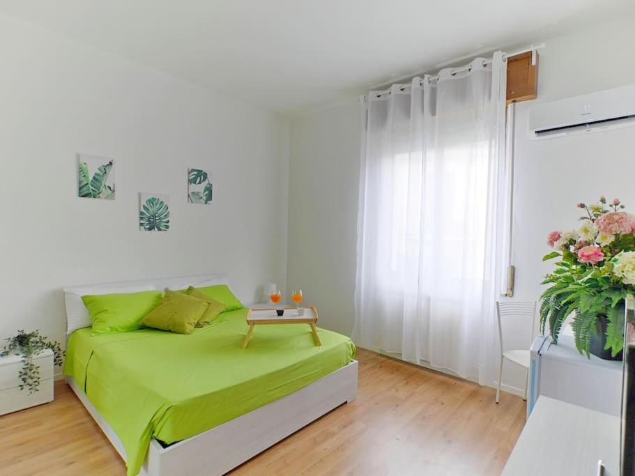 Rho Fiera Apartment Near The Metro Pero Exterior foto